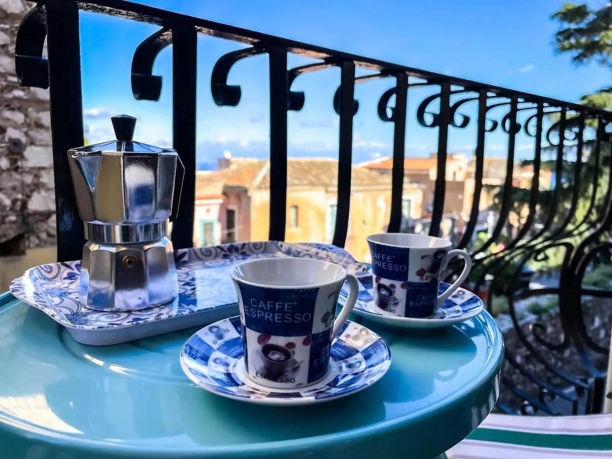Porta Messina Terrace Apartments Taormina 0*,  Italia