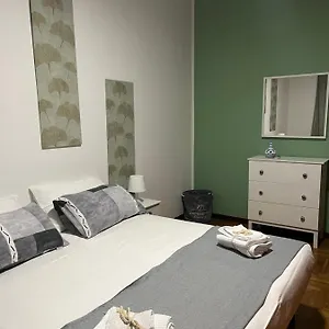 https://ampio-bilocale-a-milano.italymilanhotels.net